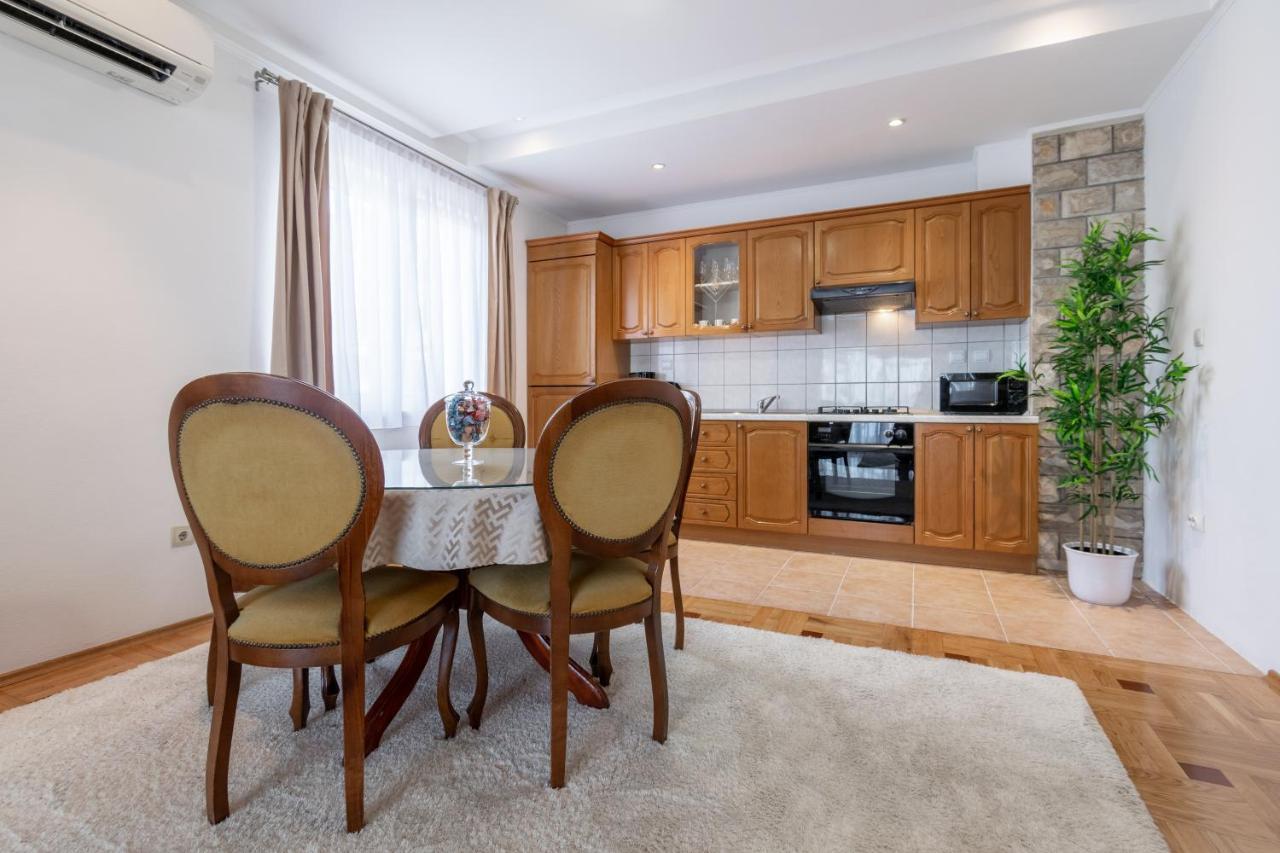 Apartment Iva With Sea View Μακάρσκα Εξωτερικό φωτογραφία